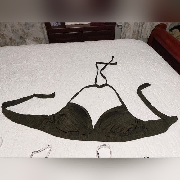 Lot of 4 Swim Tops - Kona Sol, Tommy Bahama, Merona, Mossimo Women's Swim Bundle - Picture 6 of 10